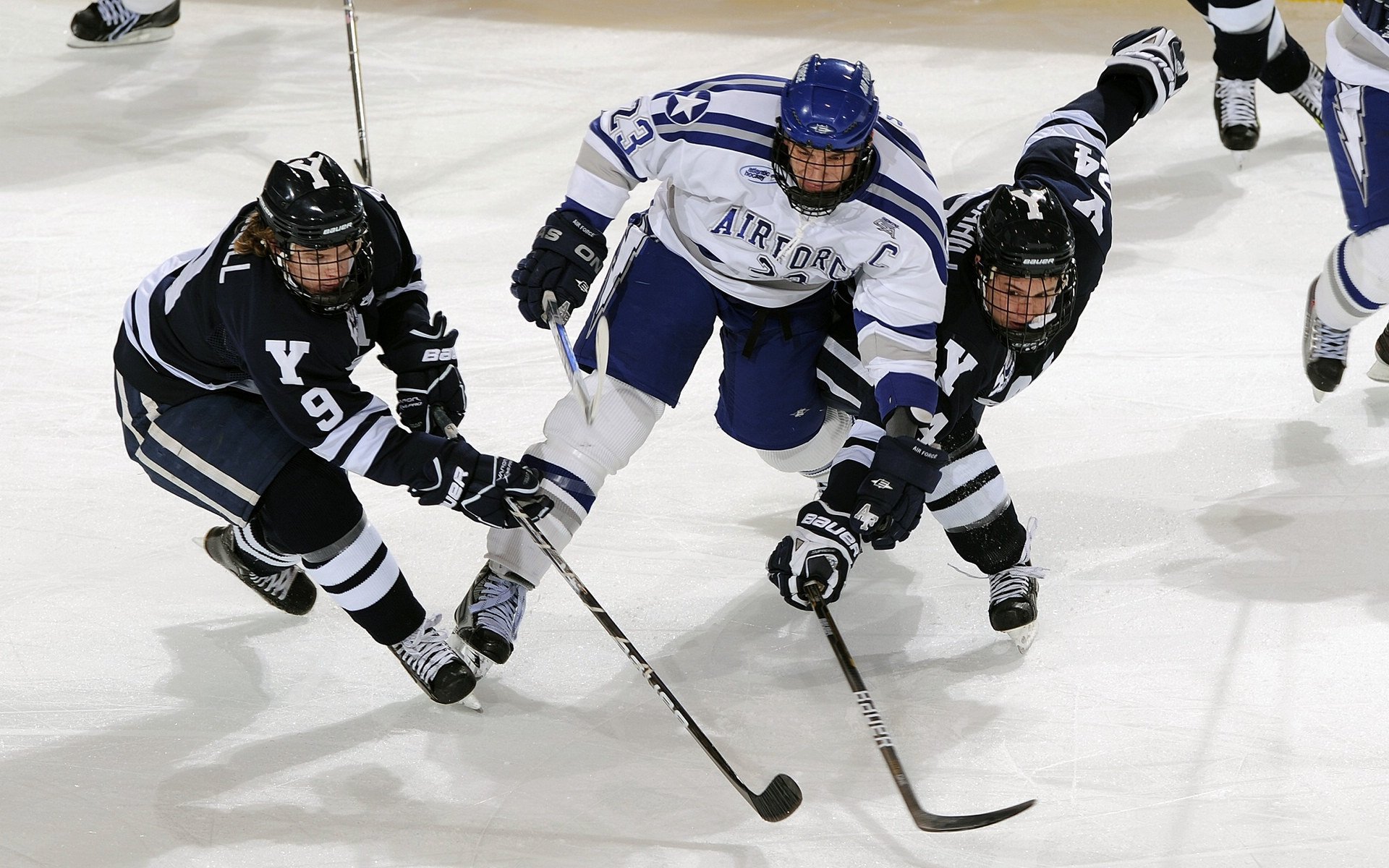 _未来运动智能设备:穿戴科技开启新纪元_,未来智能运动鞋